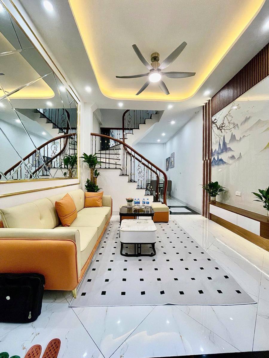 CC BÁN NHÀ .XUÂN LA TÂY HỒ (th máy) HN DT50m. x5T.giá  16Tỷ Có TL